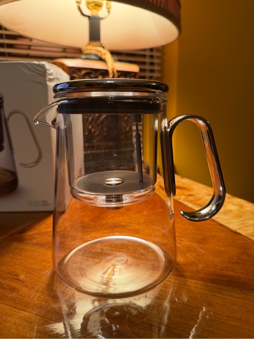 ☕️ Bonston Amber Glass Tea Pitcher with Infuser